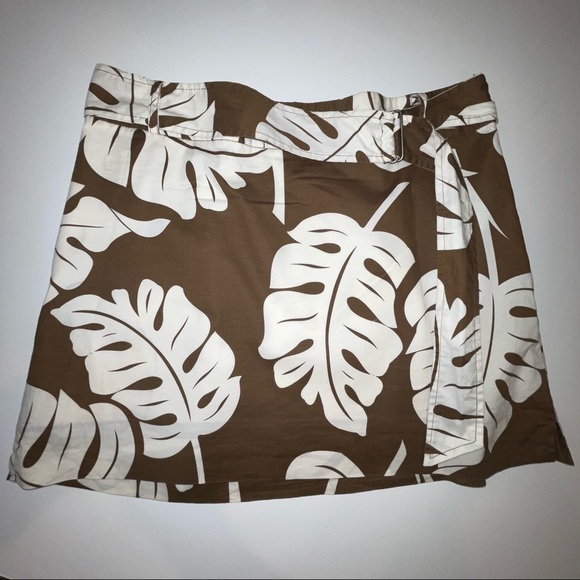 BCBGMAXAZRIA Brown Tropical Mini Skirt Sz 4 - Picture 4 of 17